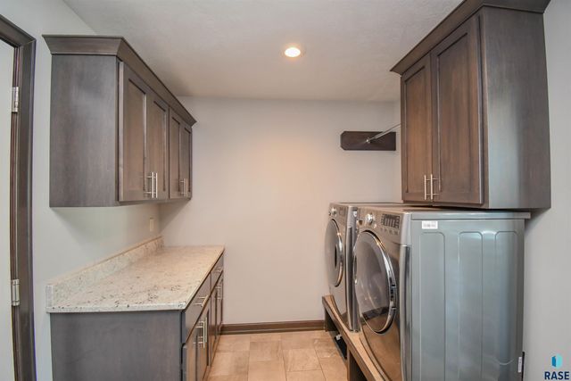 9209 W Dragonfly Dr Drive, Sioux Falls, SD 57107