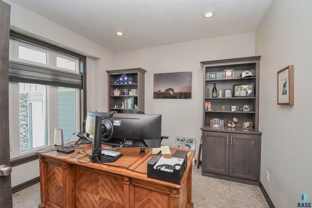 9209 W Dragonfly Dr Drive, Sioux Falls, SD 57107