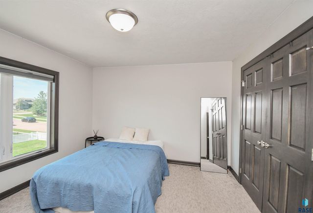 9209 W Dragonfly Dr Drive, Sioux Falls, SD 57107