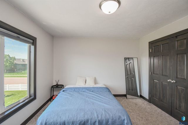 9209 W Dragonfly Dr Drive, Sioux Falls, SD 57107