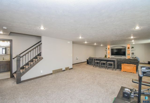 9209 W Dragonfly Dr Drive, Sioux Falls, SD 57107