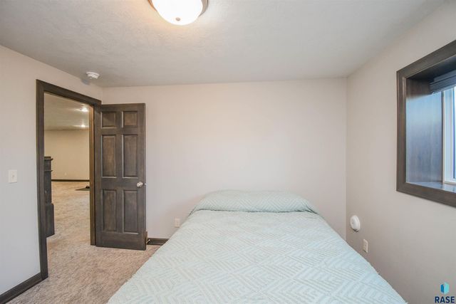 9209 W Dragonfly Dr Drive, Sioux Falls, SD 57107