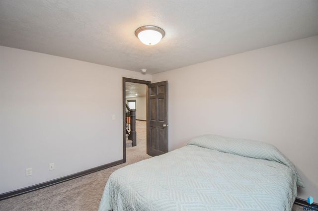 9209 W Dragonfly Dr Drive, Sioux Falls, SD 57107