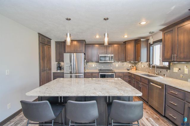 9209 W Dragonfly Dr Drive, Sioux Falls, SD 57107