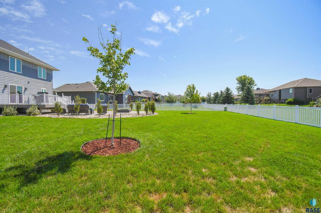9209 W Dragonfly Dr Drive, Sioux Falls, SD 57107