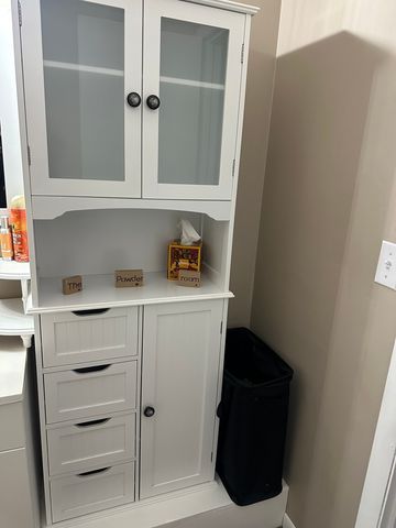 6049 E Flyers Drive, Woodlawn, IL 62898