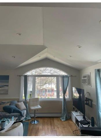 120-36 199 Street, Saint Albans, NY 11412