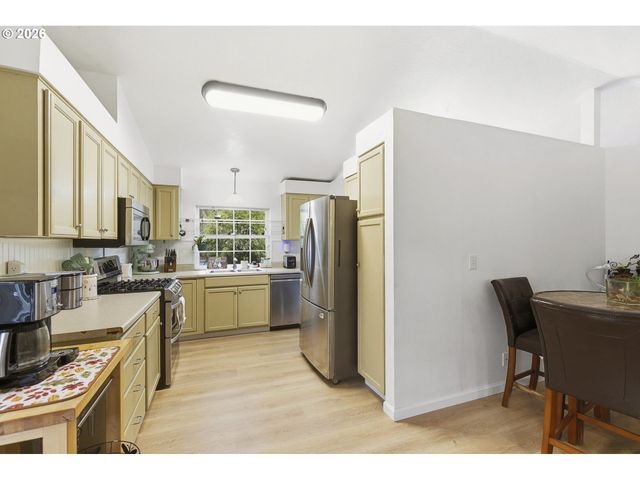 3823 Ne LINCOLN St, Hillsboro, OR 97124