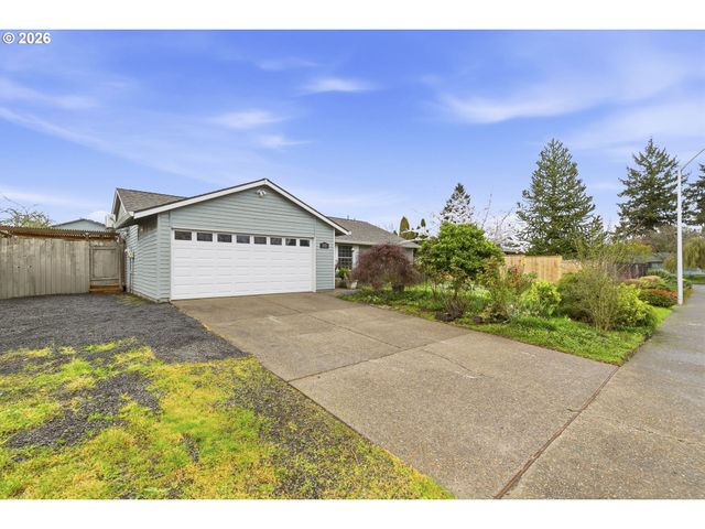 3823 Ne LINCOLN St, Hillsboro, OR 97124