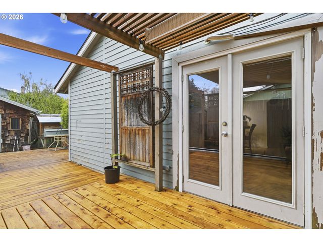 3823 Ne LINCOLN St, Hillsboro, OR 97124