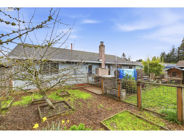 3823 Ne LINCOLN St, Hillsboro, OR 97124