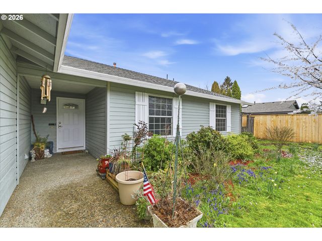 3823 Ne LINCOLN St, Hillsboro, OR 97124