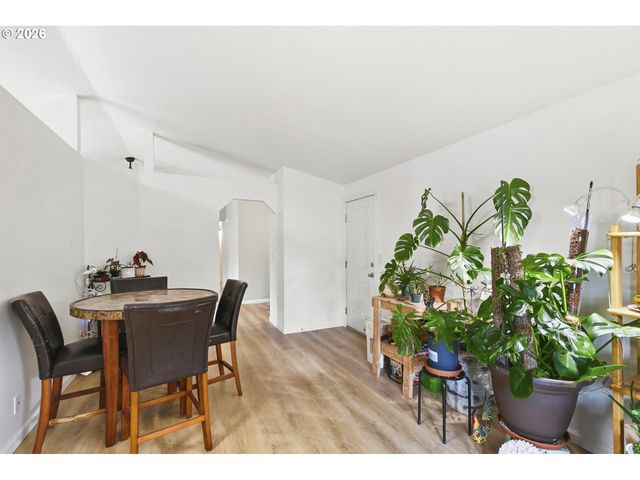 3823 Ne LINCOLN St, Hillsboro, OR 97124