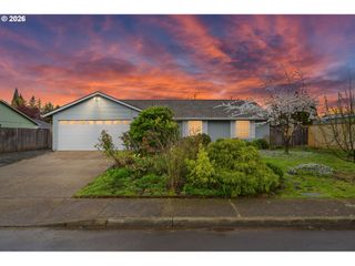3823 Ne LINCOLN St, Hillsboro, OR 97124