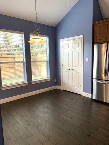 2611 Summer Rain Drive, Manvel, TX 77578