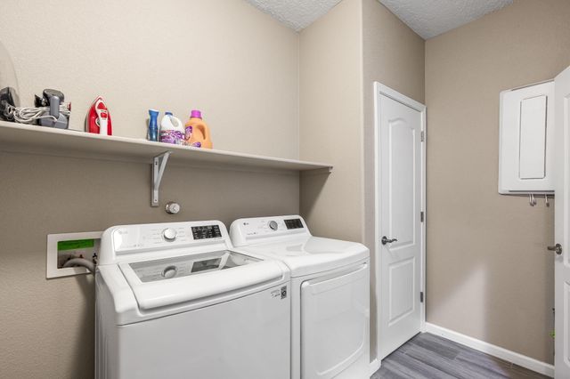 9108 Vista Bosquejo Road NW, Albuquerque, NM 87120