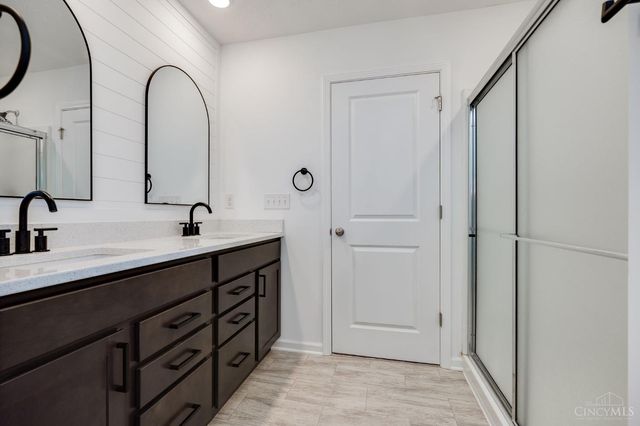 135 Turner Ridge Drive, Harrison, OH 45030
