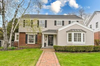 6209 Berkeley BOULEVARD, Whitefish Bay, WI 53217