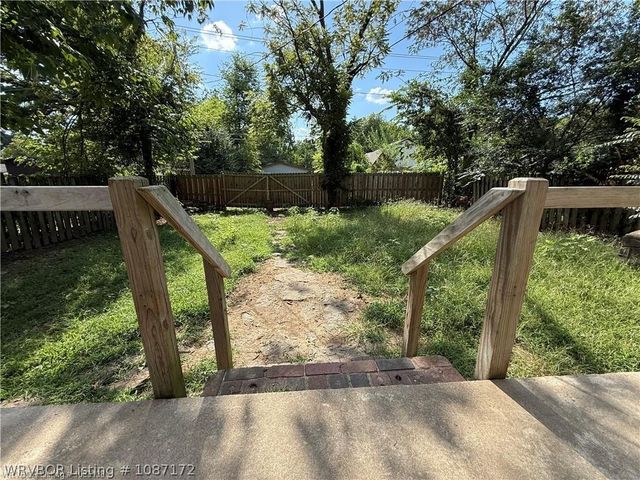 1221 N 39th Street, Fort Smith, AR 72904