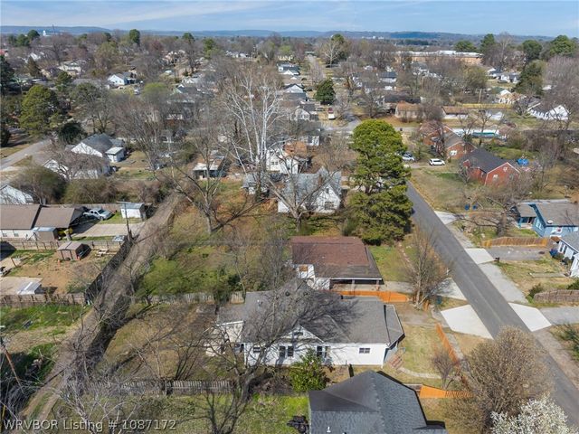 1221 N 39th Street, Fort Smith, AR 72904