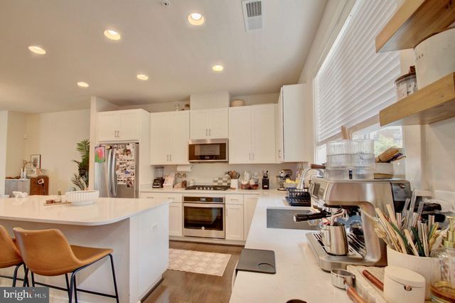 8078 TRIBECA ST, Derwood, MD 20855