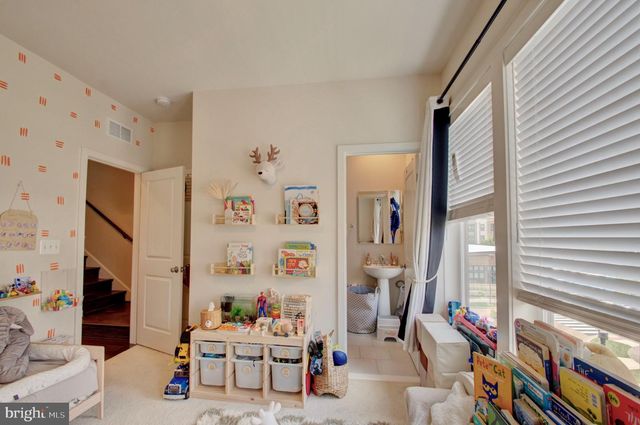 8078 TRIBECA ST, Derwood, MD 20855