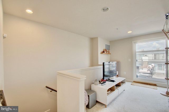 8078 TRIBECA ST, Derwood, MD 20855