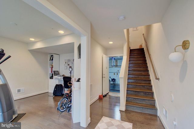 8078 TRIBECA ST, Derwood, MD 20855