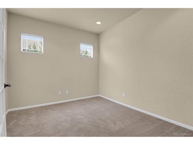 6651 Big Leaf Ln, Colorado Springs, CO 80927