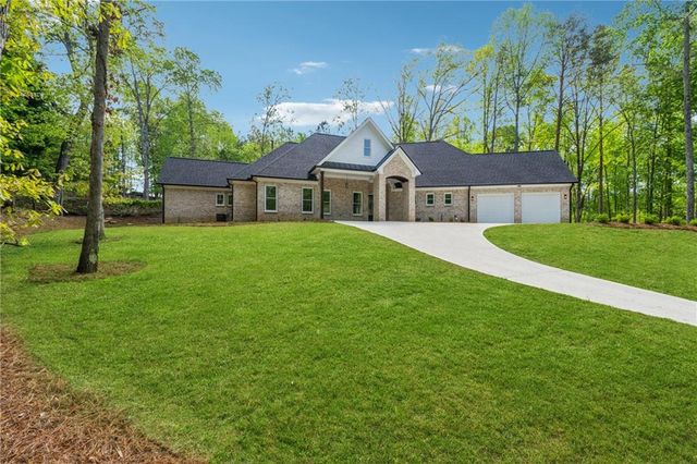6029 Wellington Avenue, Gainesville, GA 30506