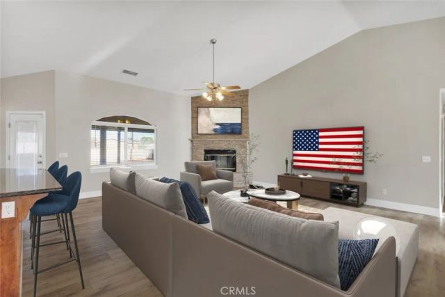 14305 Bochee, Apple Valley, CA 92307