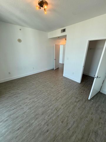 79 SW 12TH Street 3012-S, Miami, FL 33130