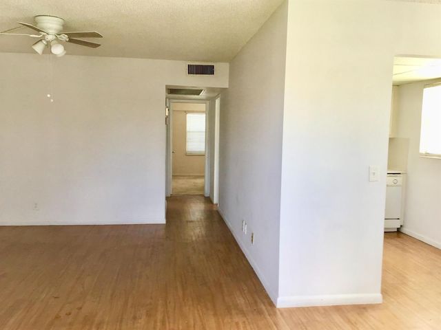 84 Brighton B 84, Boca Raton, FL 33434