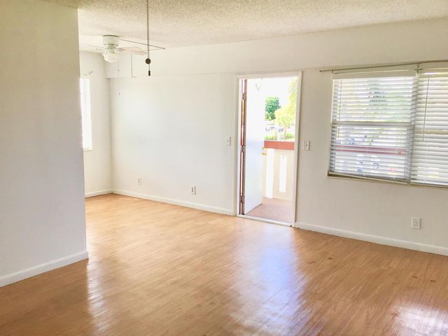 84 Brighton B 84, Boca Raton, FL 33434