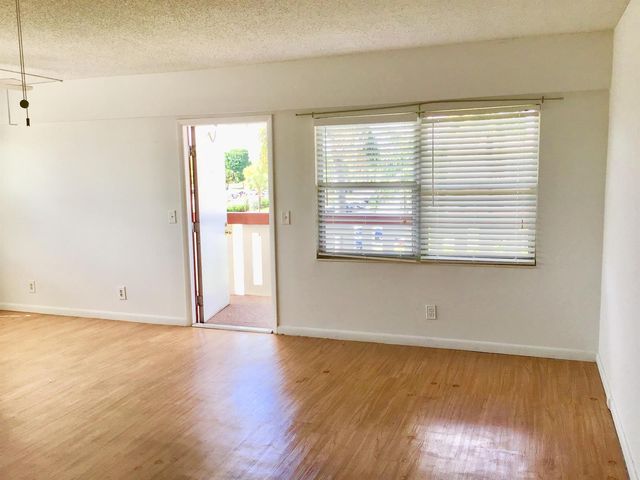 84 Brighton B 84, Boca Raton, FL 33434