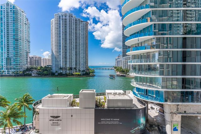 300 S Biscayne Blvd L-612, Miami, FL 33131