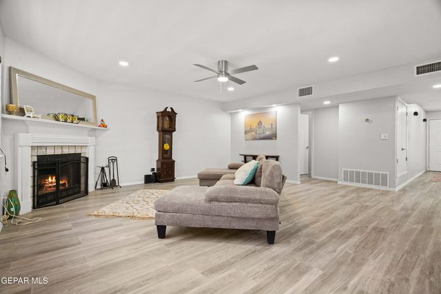 2028 GUS MORAN Street, El Paso, TX 79936