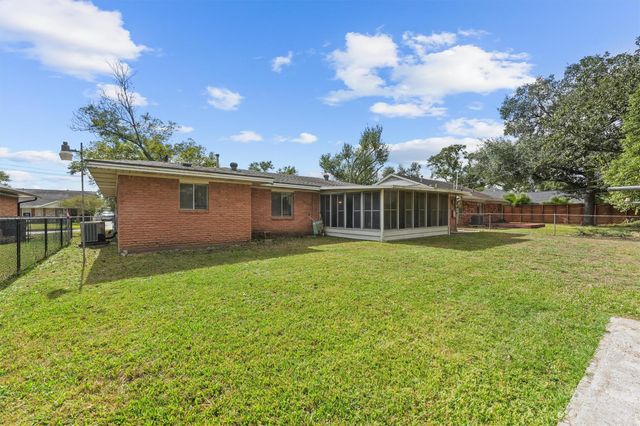 1723 Tannehill Drive, Houston, TX 77008