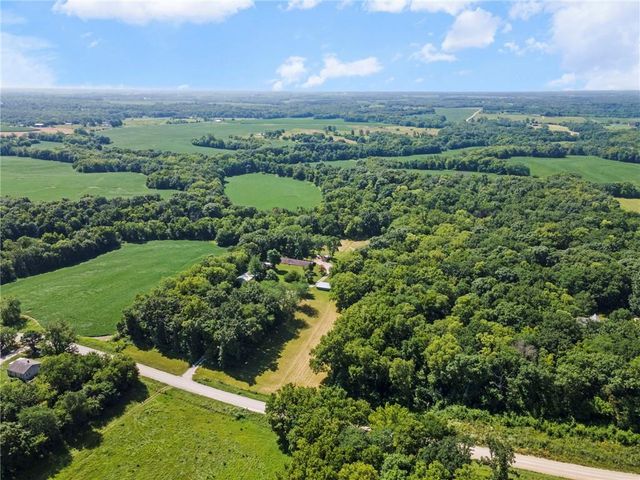 1393 NE 288th Street, Turney, MO 64493