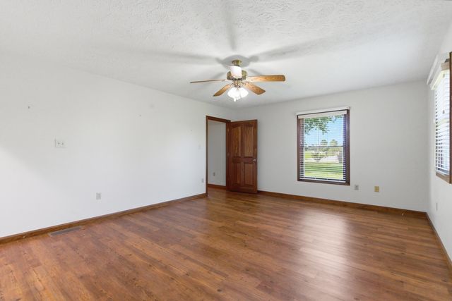113 Deer Creek Drive, Richmond, KY 40475