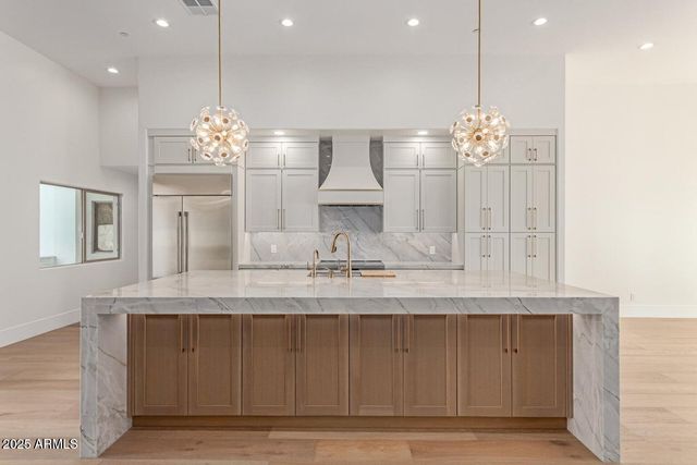 8713 N 80th Place, Scottsdale, AZ 85258