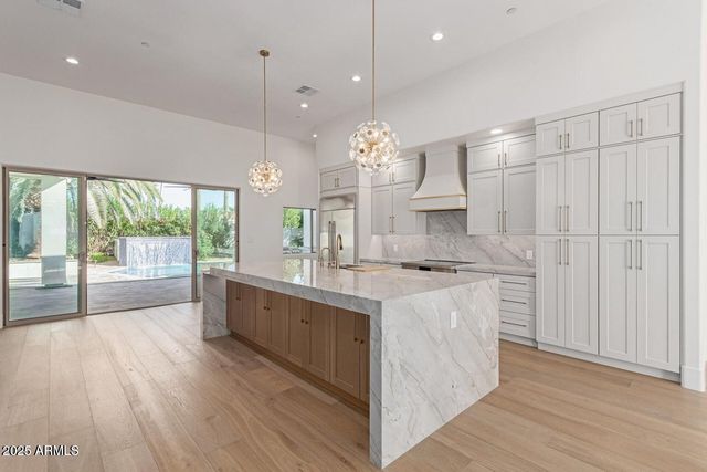 8713 N 80th Place, Scottsdale, AZ 85258