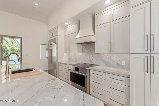 8713 N 80th Place, Scottsdale, AZ 85258