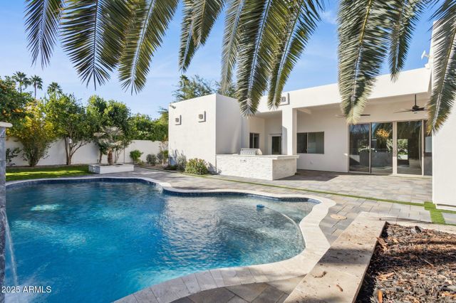 8713 N 80th Place, Scottsdale, AZ 85258