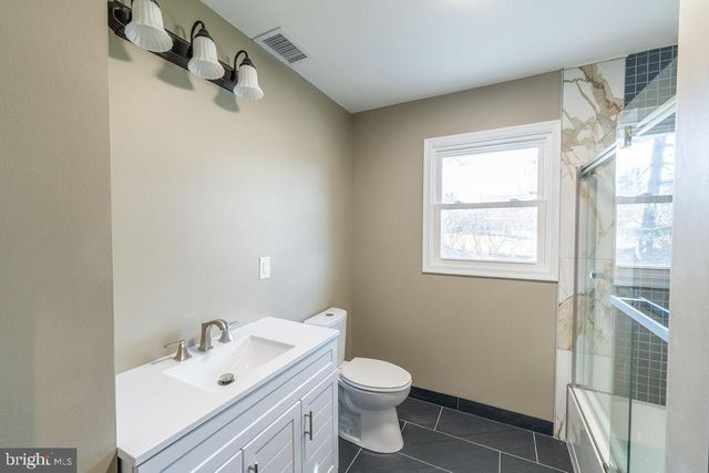 706 CENTER ST, Kennett Square, PA 19348