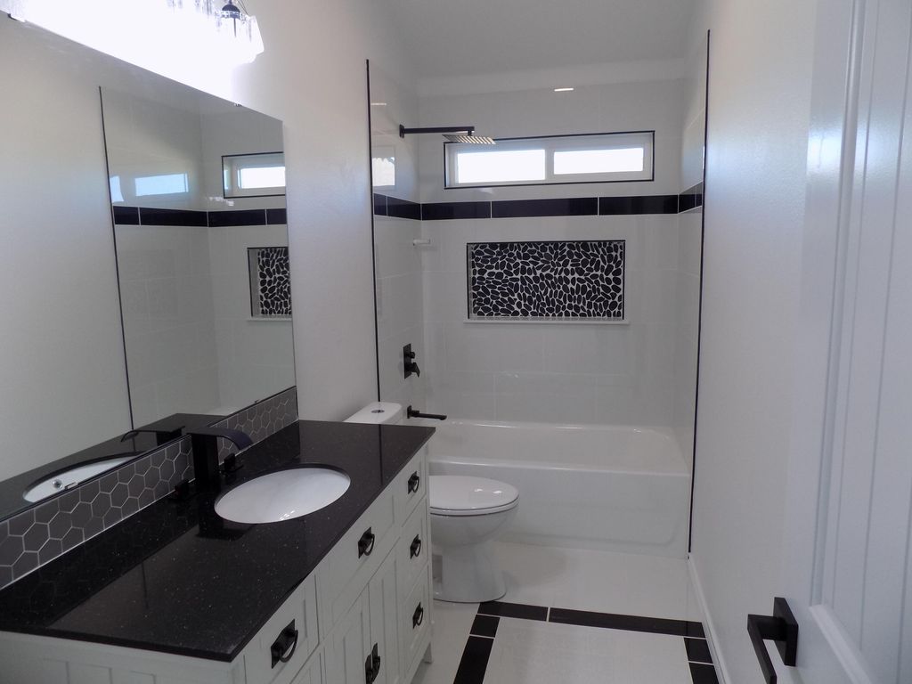 Image 20 of property listing at 9791 Jaguar Trail, San Angelo, TX 76901
