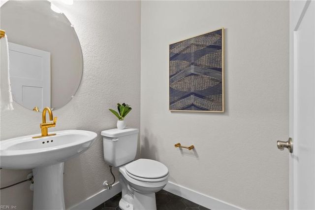 2852 Weston LOOP, Virginia Beach, VA 23456