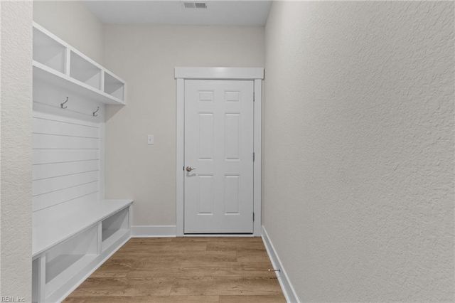 2852 Weston LOOP, Virginia Beach, VA 23456