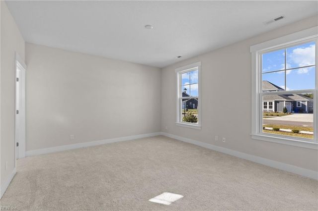 2852 Weston LOOP, Virginia Beach, VA 23456