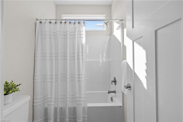 2852 Weston LOOP, Virginia Beach, VA 23456